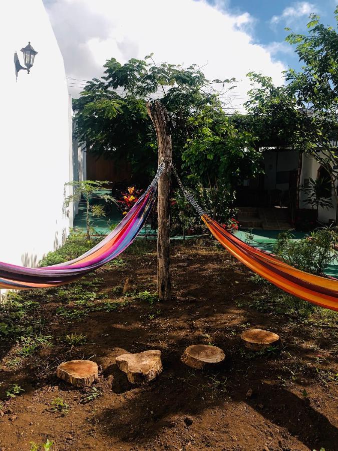 Hostal White House Galapagos Puerto Ayora  Exterior foto