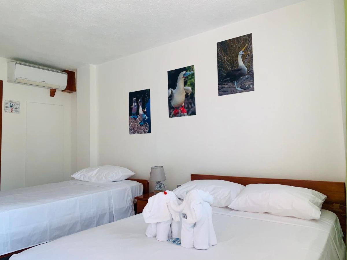 Hostal White House Galapagos Puerto Ayora  Exterior foto