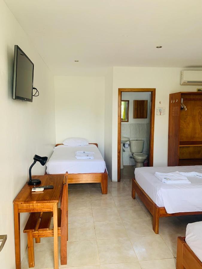 Hostal White House Galapagos Puerto Ayora  Exterior foto