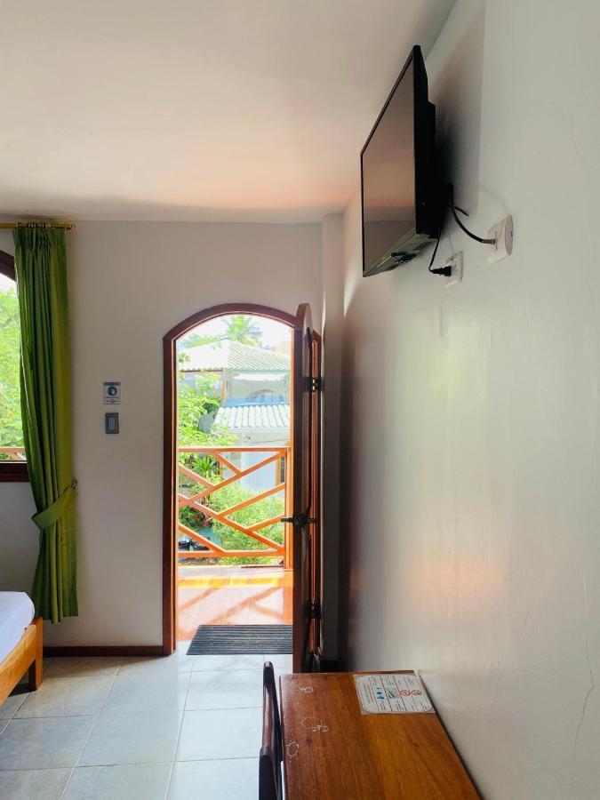 Hostal White House Galapagos Puerto Ayora  Exterior foto