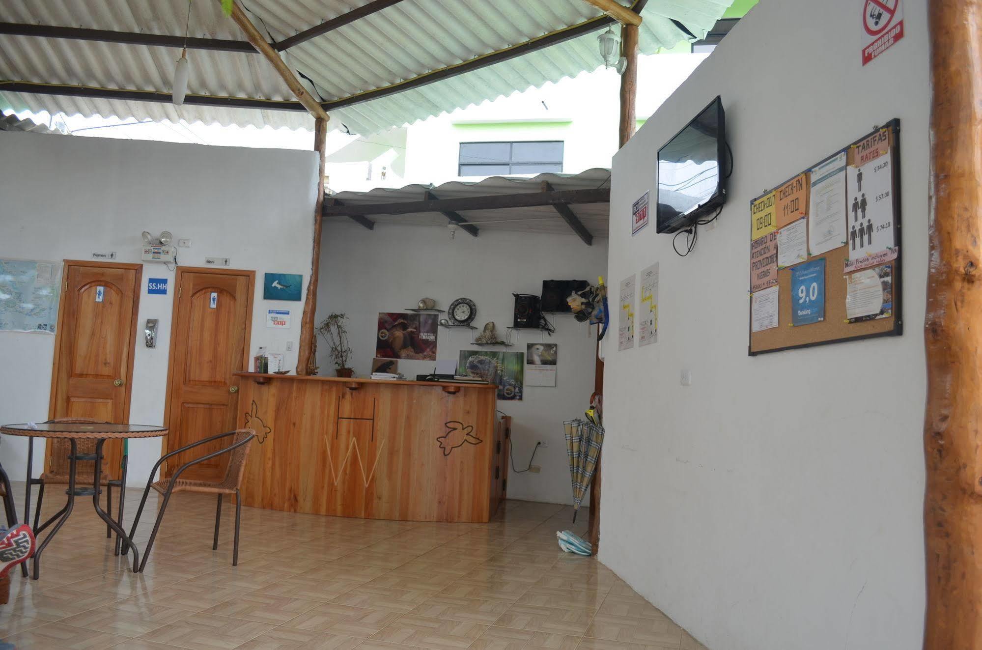 Hostal White House Galapagos Puerto Ayora  Exterior foto